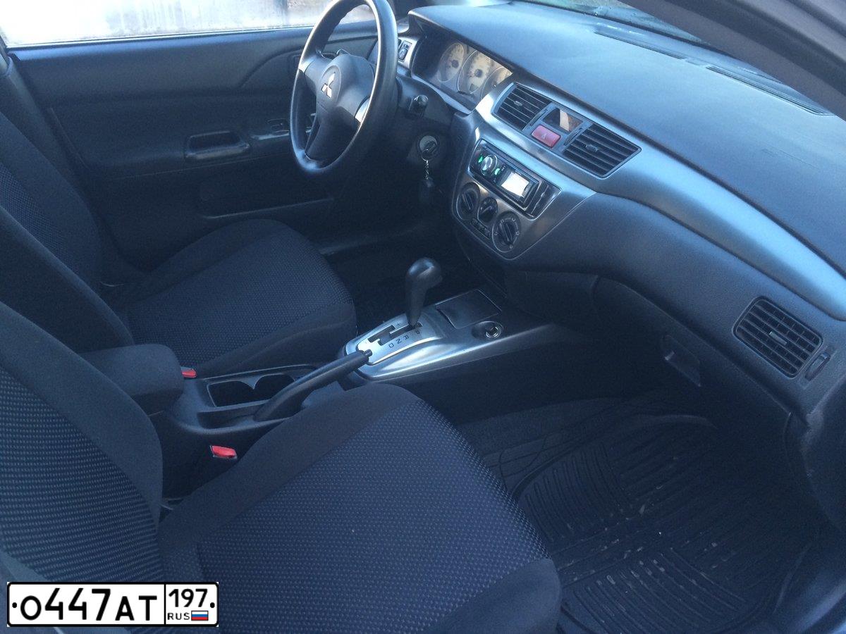 Фото автомобиля MITSUBISHI LANCER, 2006 — госномер С337СЕ22. Цвет: СЕРЫЙ