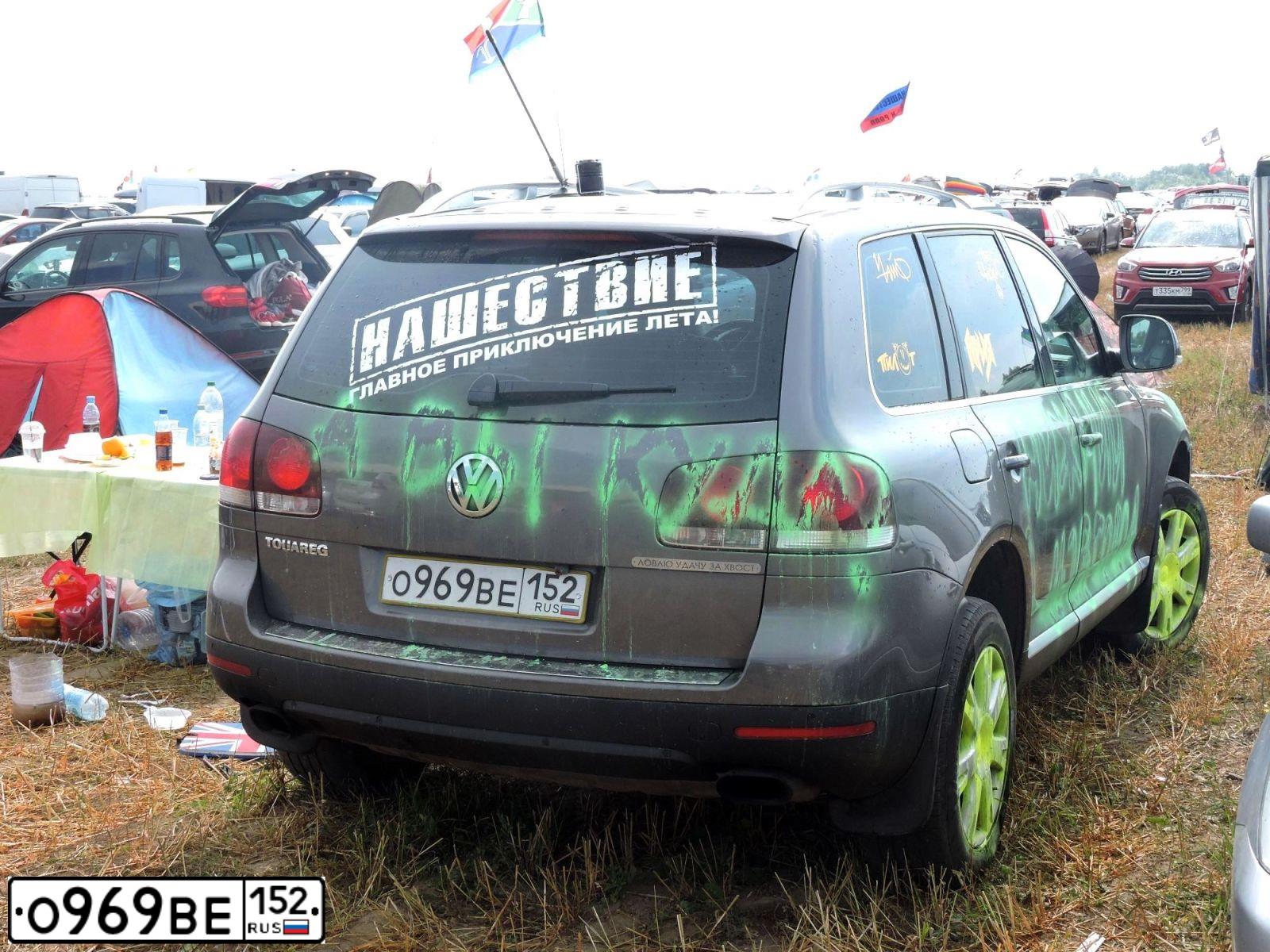 Фото автомобиля VOLKSWAGEN TOUAREG, 2008 — госномер А276ВВ252