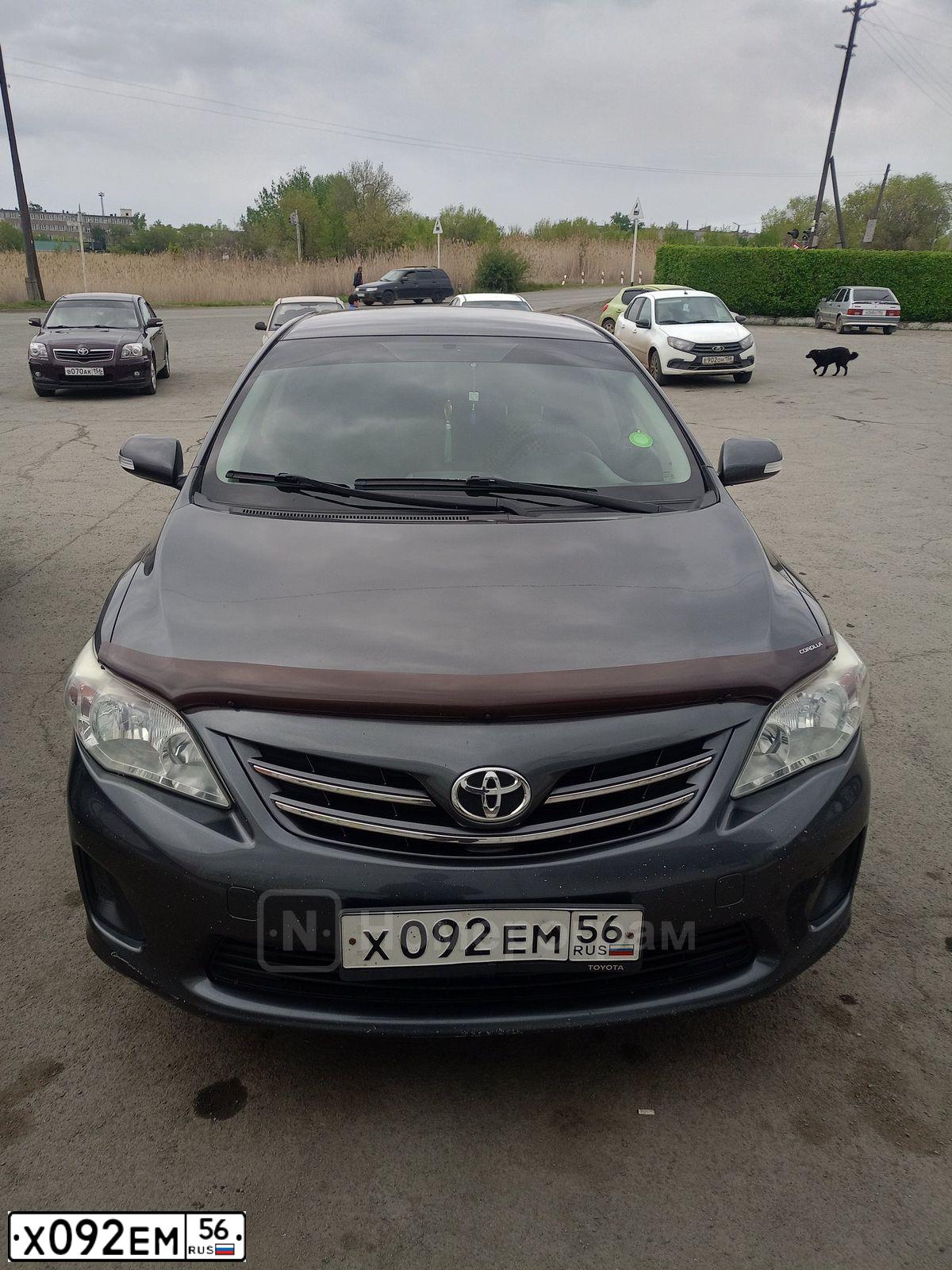Фото автомобиля TOYOTA COROLLA, 2011 — госномер Х092ЕМ56. Цвет: Серый