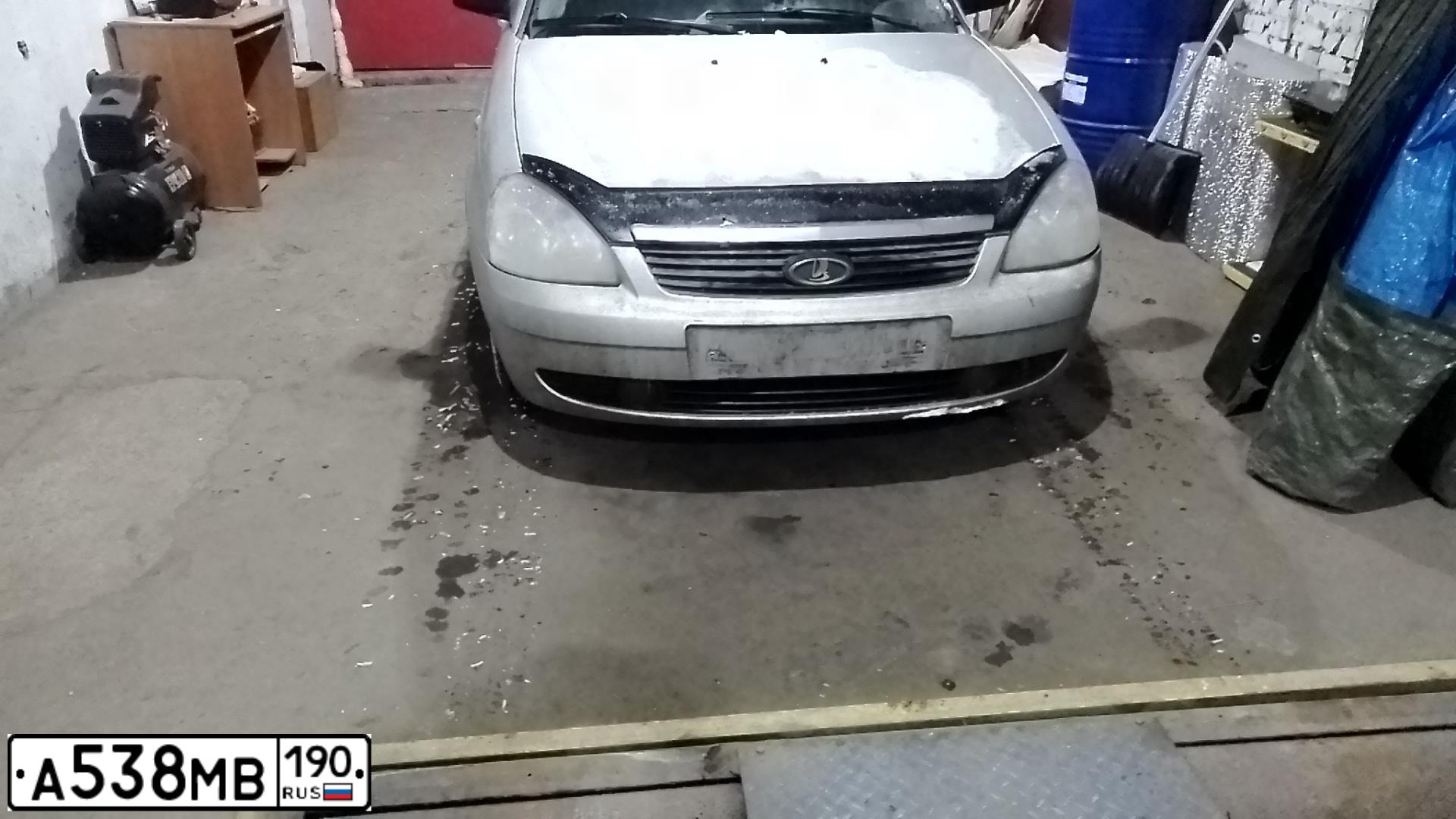 Фото автомобиля LADA 2171 PRIORA, 2010 — госномер Х905НР76. Цвет: Серый