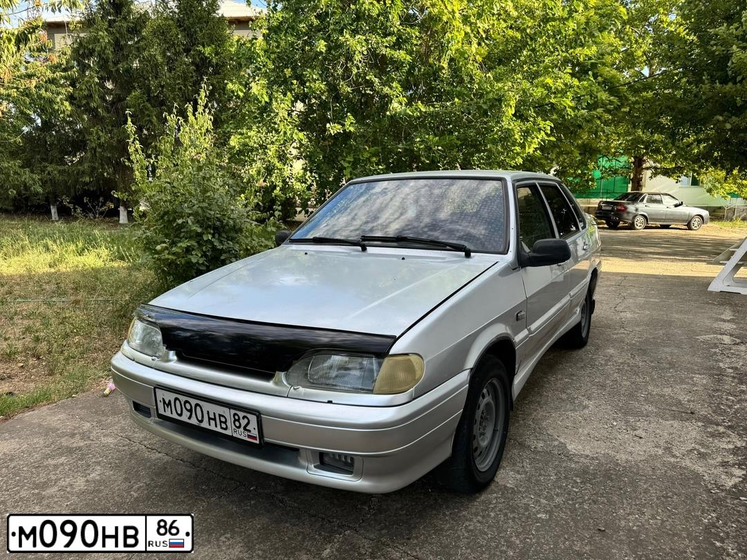 Фото автомобиля TOYOTA AVENSIS, 2009 — госномер Р090АУ186. Цвет: Темно-синий