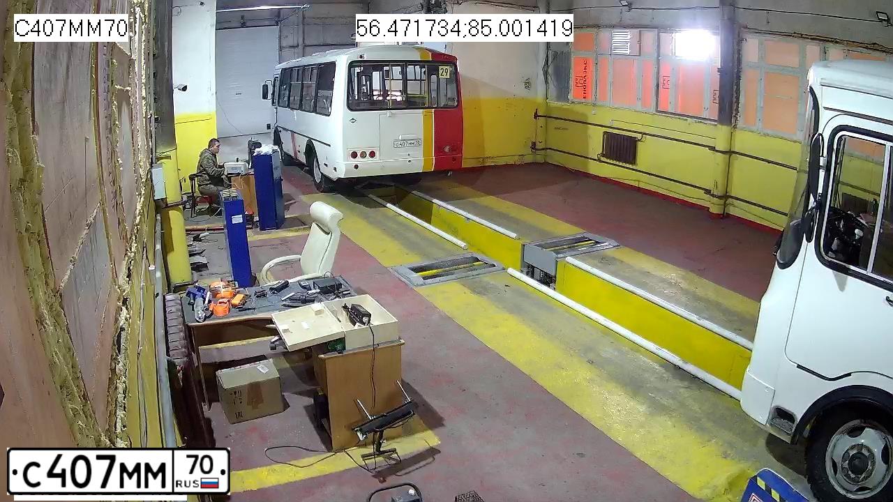 Фото автомобиля PAZ 3205, 2019 — госномер С407ММ70. Цвет: Белый