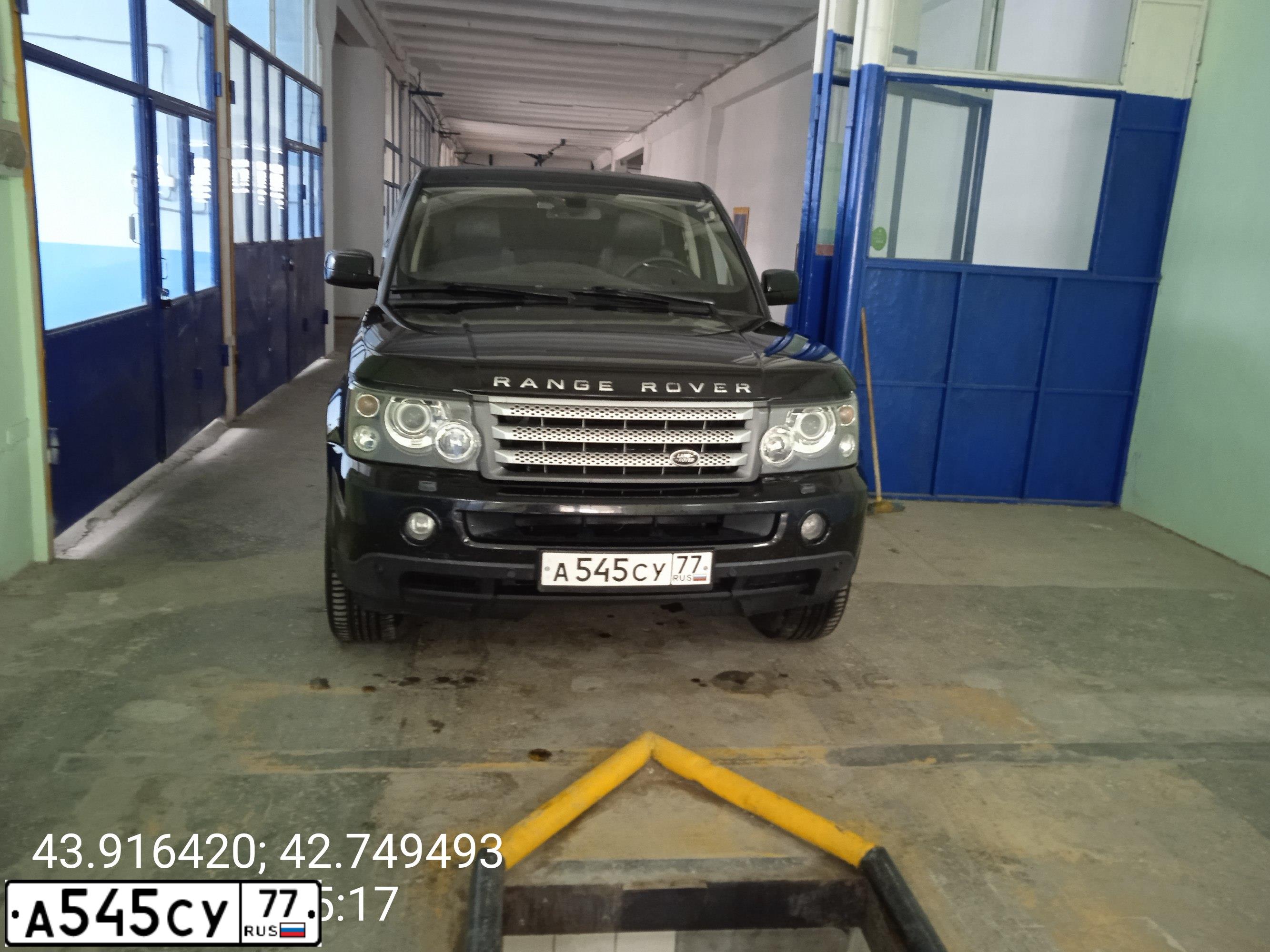 Фото автомобиля LANDROVER RANGE ROVER SPORT, 2007 — госномер А545СУ77. Цвет: ЧЕРНЫЙ
