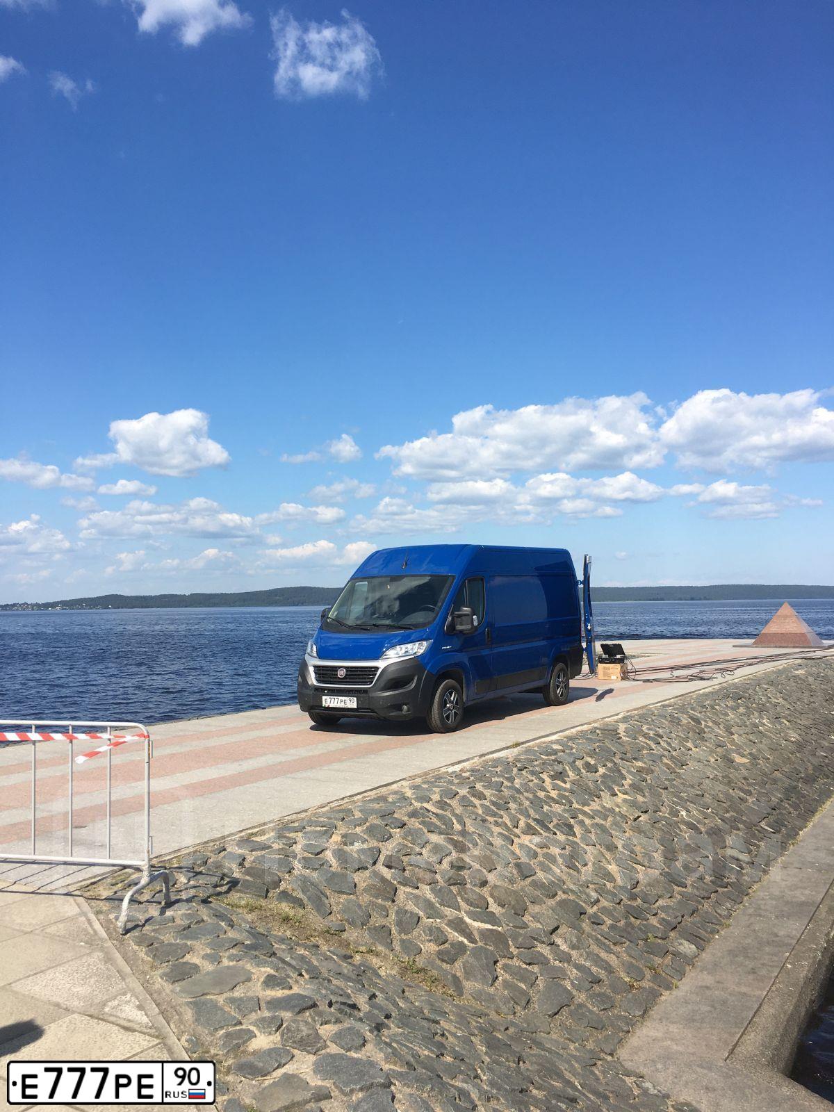 Фото автомобиля SUZUKI JIMNY, 2018 — госномер Т844АА797. Цвет: Серый