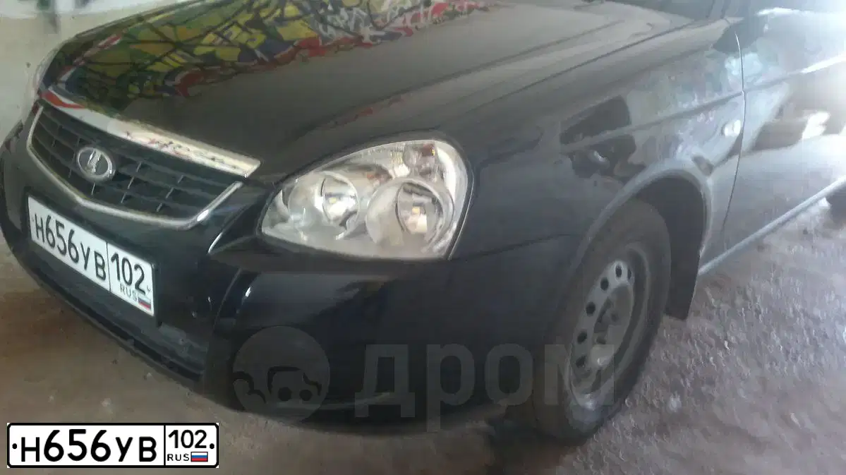 Фото автомобиля LADA 2172 PRIORA, 2012 — госномер Н656УВ102. Цвет: Сине-Черный