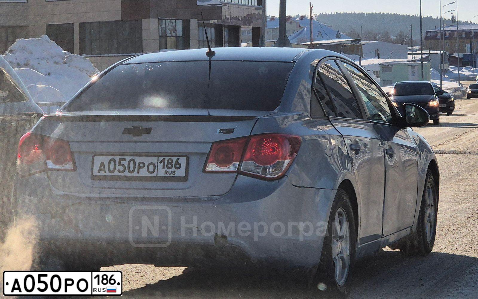 Фото автомобиля MERCEDES E-KLASSE, 2002 — госномер А050РО186. Цвет: ЧЕРНЫЙ