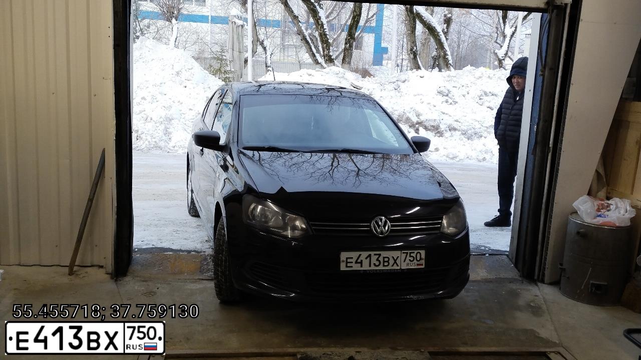 Фото автомобиля VOLKSWAGEN POLO, 2013 — госномер Т752НН761