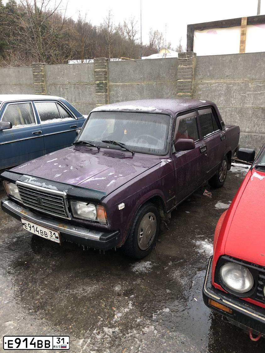 Фото автомобиля LADA 2107 LADA, 2002 — госномер Е914ВВ31. Цвет: ФИОЛЕТОВЫЙ