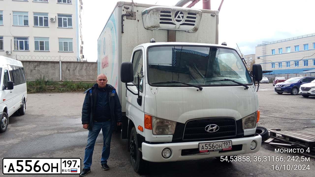 Фото автомобиля HYUNDAI MIGHTY, 2010 — госномер А556ОН197. Цвет: Белый
