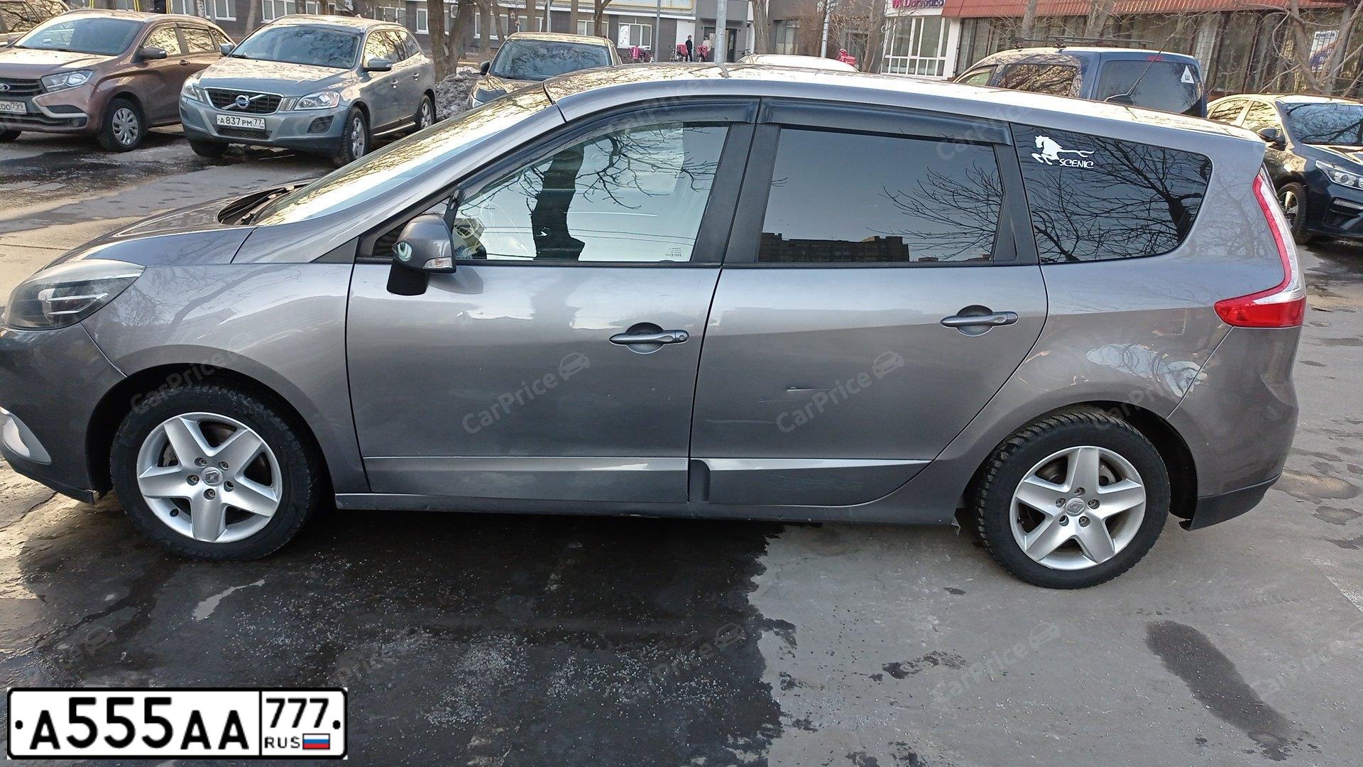 Фото автомобиля NISSAN ALMERA, 1998 — госномер А555АА777. Цвет: Красный
