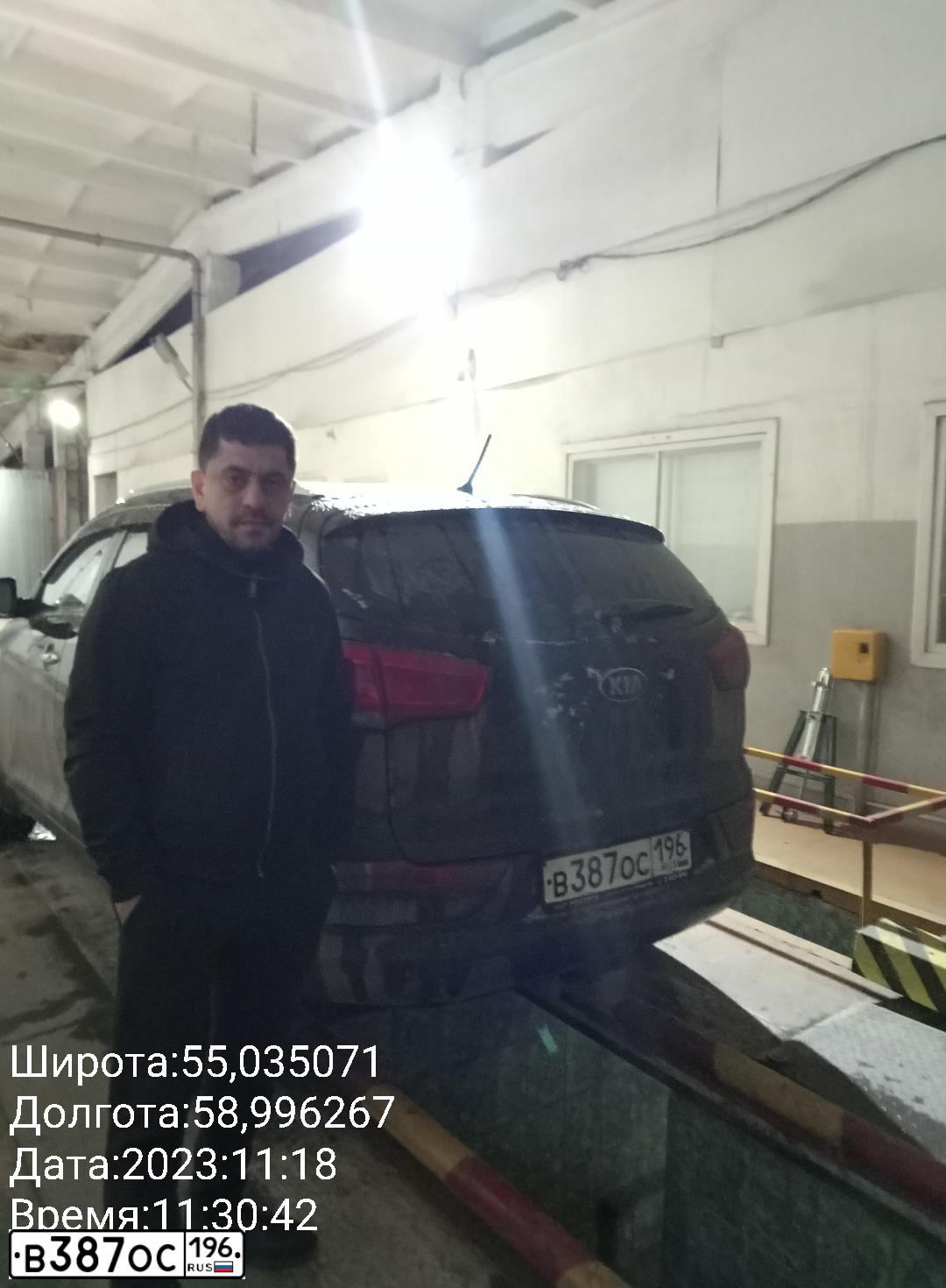 Фото автомобиля KIA SLS (SPORTAGE,SL,SLS), 2014 — госномер Р551КН774. Цвет: ЧЕРНЫЙ