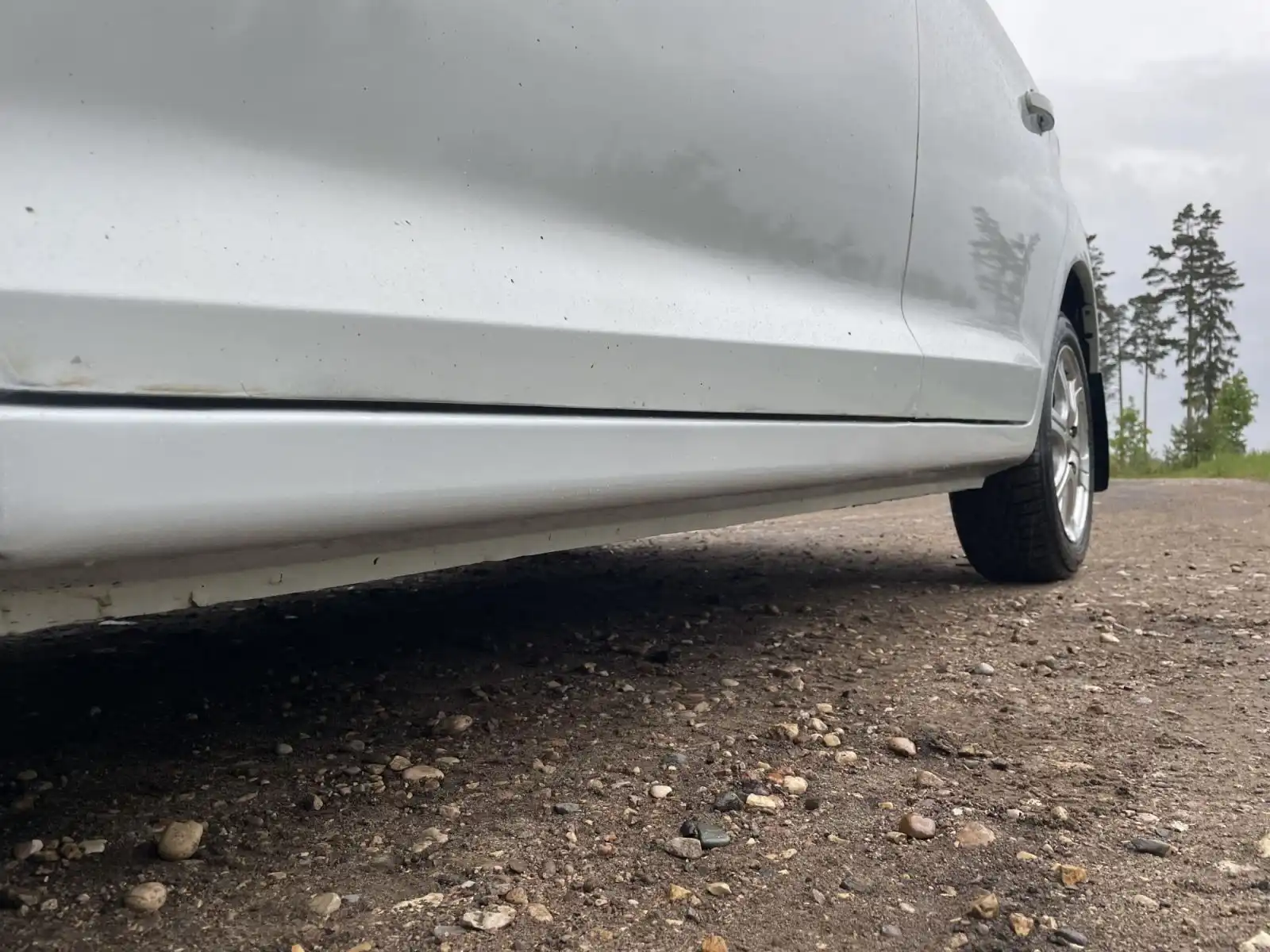 Фото автомобиля CHERY BONUS /A13/, 2011 — госномер Е046ХХ799. Цвет: Белый