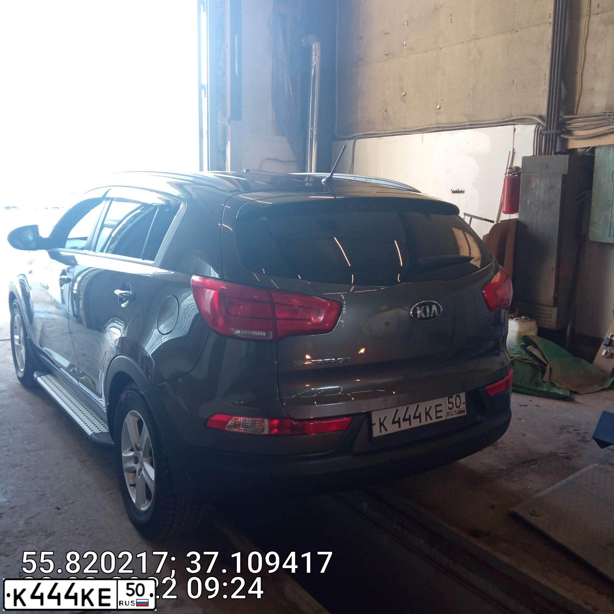 Фото автомобиля LADA 2104, 1996 — госномер К444КЕ50. Цвет: ЗЕЛЕНЫЙ
