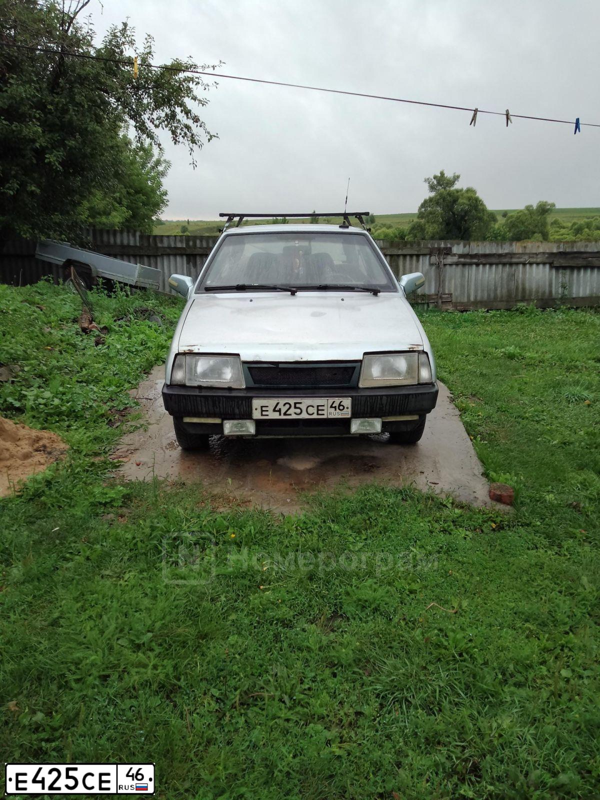 Фото автомобиля LADA 2108 SAMARA, 1998 — госномер Е425СЕ46. Цвет: СЕРО-ГОЛУБОЙ