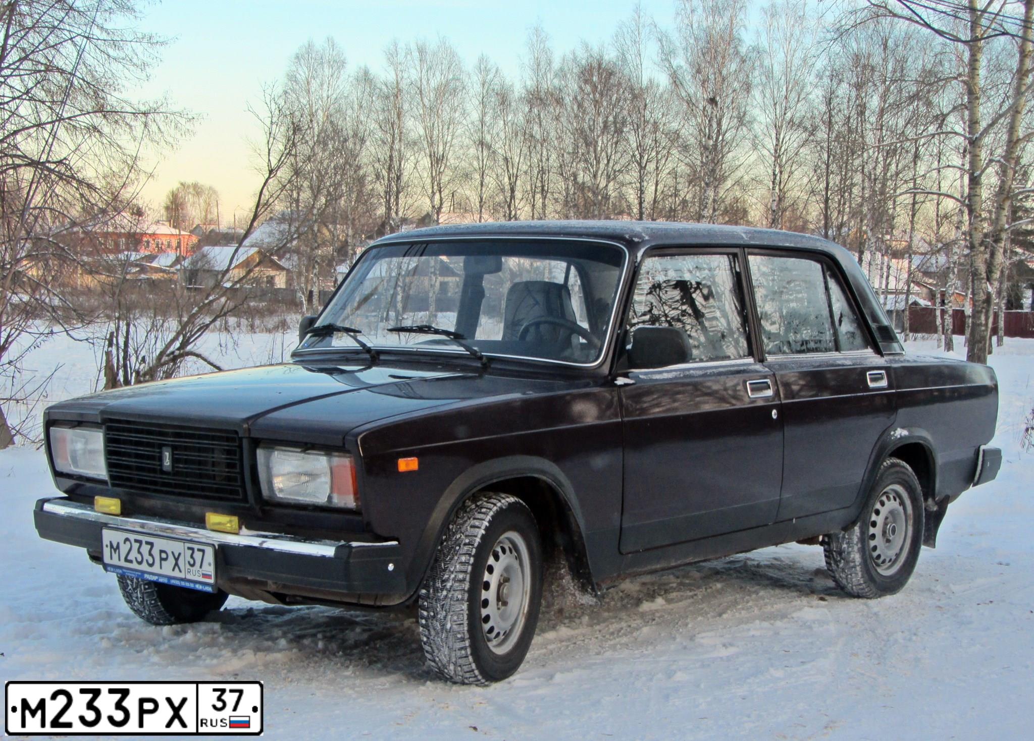 Фото автомобиля LADA 2107, 2008 — госномер Х706КН37. Цвет: ЧЕРНЫЙ