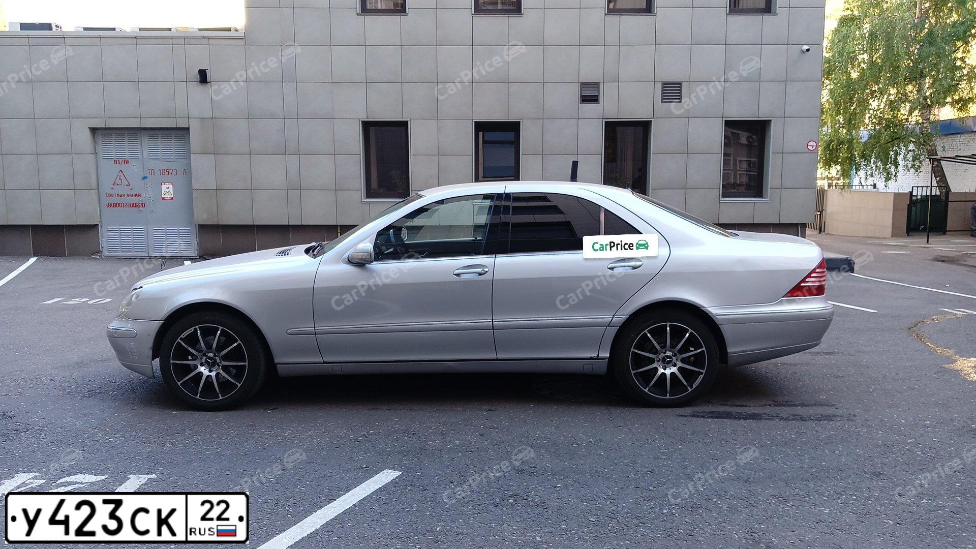 Фото автомобиля MERCEDES S-KLASSE, 2001 — госномер Н043ЕВ82. Цвет: СЕРЕБРИСТЫЙ