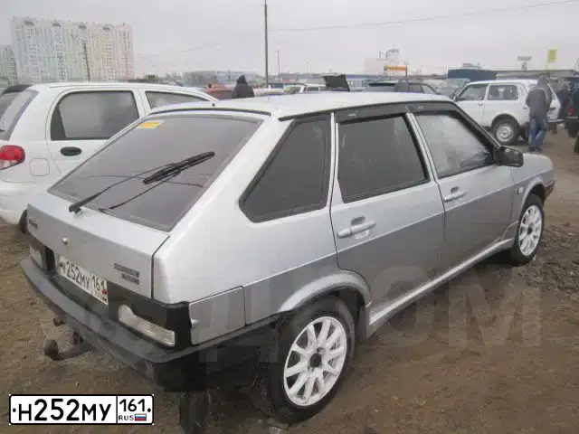 Фото автомобиля LADA 2115 SAMARA, 2003 — госномер Н252НУ161. Цвет: СВЕТЛО-СЕРЕБРИСТЫЙ МЕТАЛЛИК