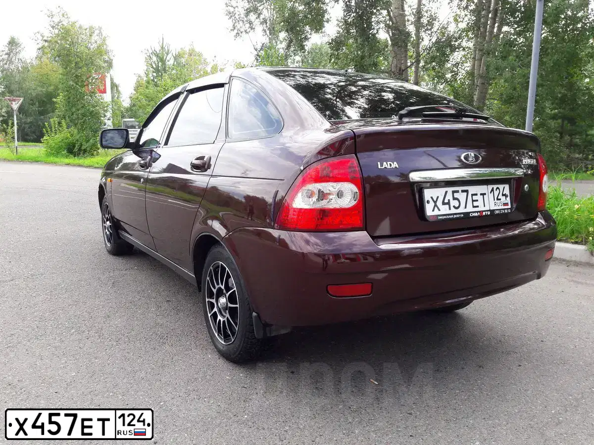 Фото автомобиля LADA 2172 PRIORA, 2012 — госномер Х457ЕТ124. Цвет: БОРДОВЫЙ