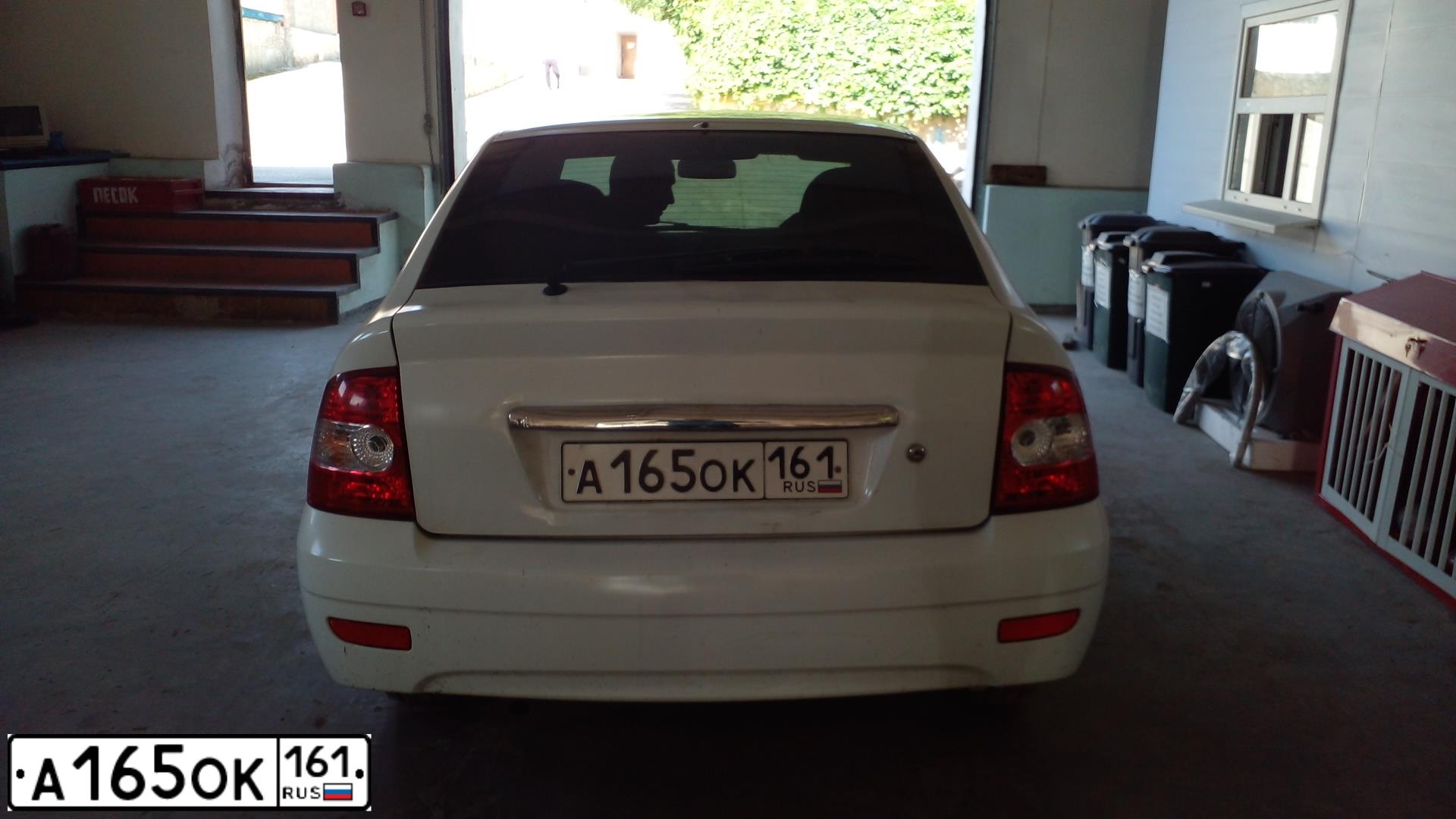 Фото автомобиля LADA 2172 PRIORA, 2010 — госномер А165ОК161. Цвет: Белый