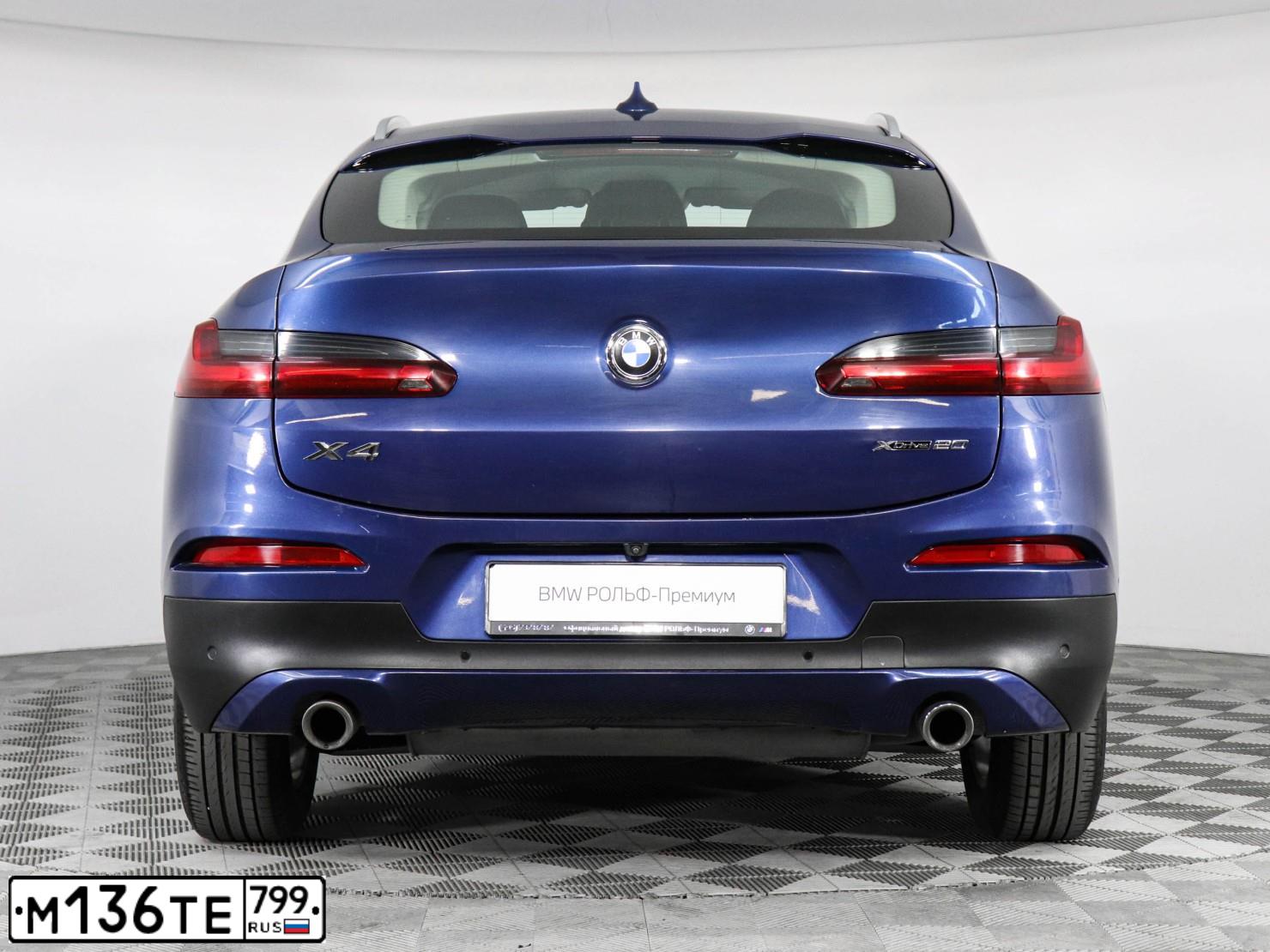 Фото автомобиля BMW X4, 2019 — госномер М136ТЕ799. Цвет: СИНИЙ
