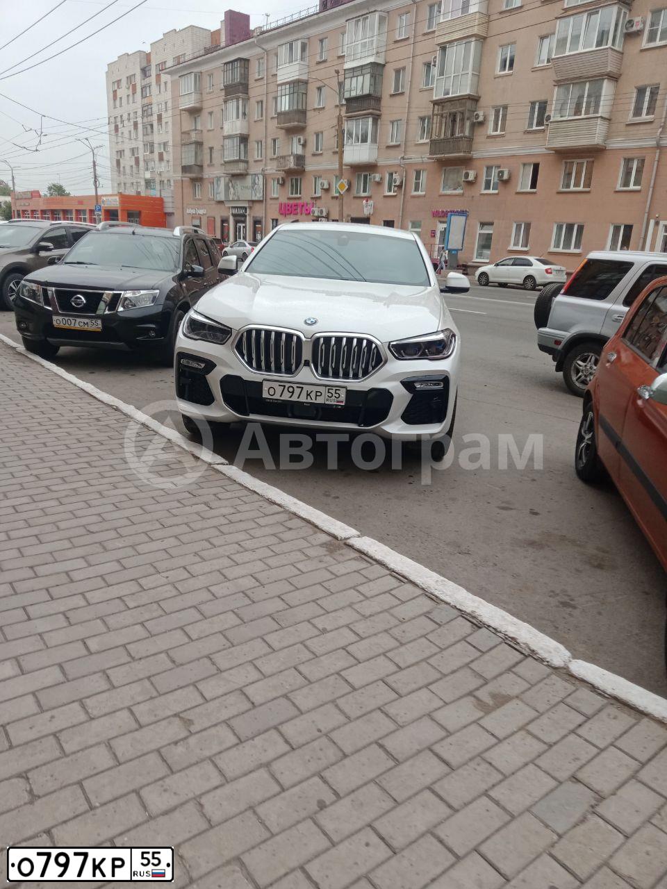 Фото автомобиля BMW W SERIE 7, 2011 — госномер О797КР55. Цвет: ЧЕРНЫЙ