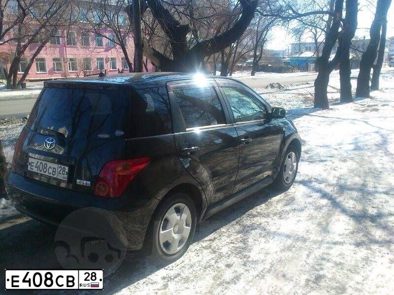 Фото автомобиля TOYOTA IST, 2002 — госномер Е408СВ28