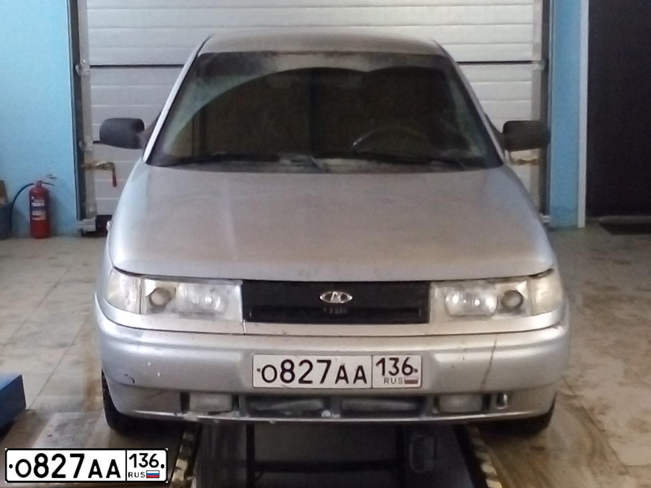 Фото автомобиля LADA 2110, 2007 — госномер Р833АН46. Цвет: Светло-Серебристый металлик