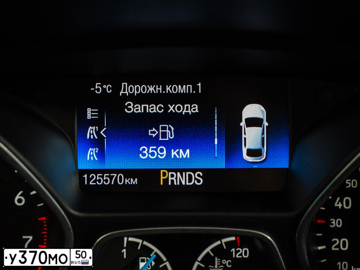 Фото автомобиля VOLKSWAGEN CADDY, 2005 — госномер М447СМ790. Цвет: Белый