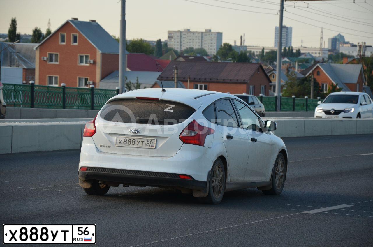 Фото автомобиля FORD D FOCUS, 2013 — госномер Х888УТ56
