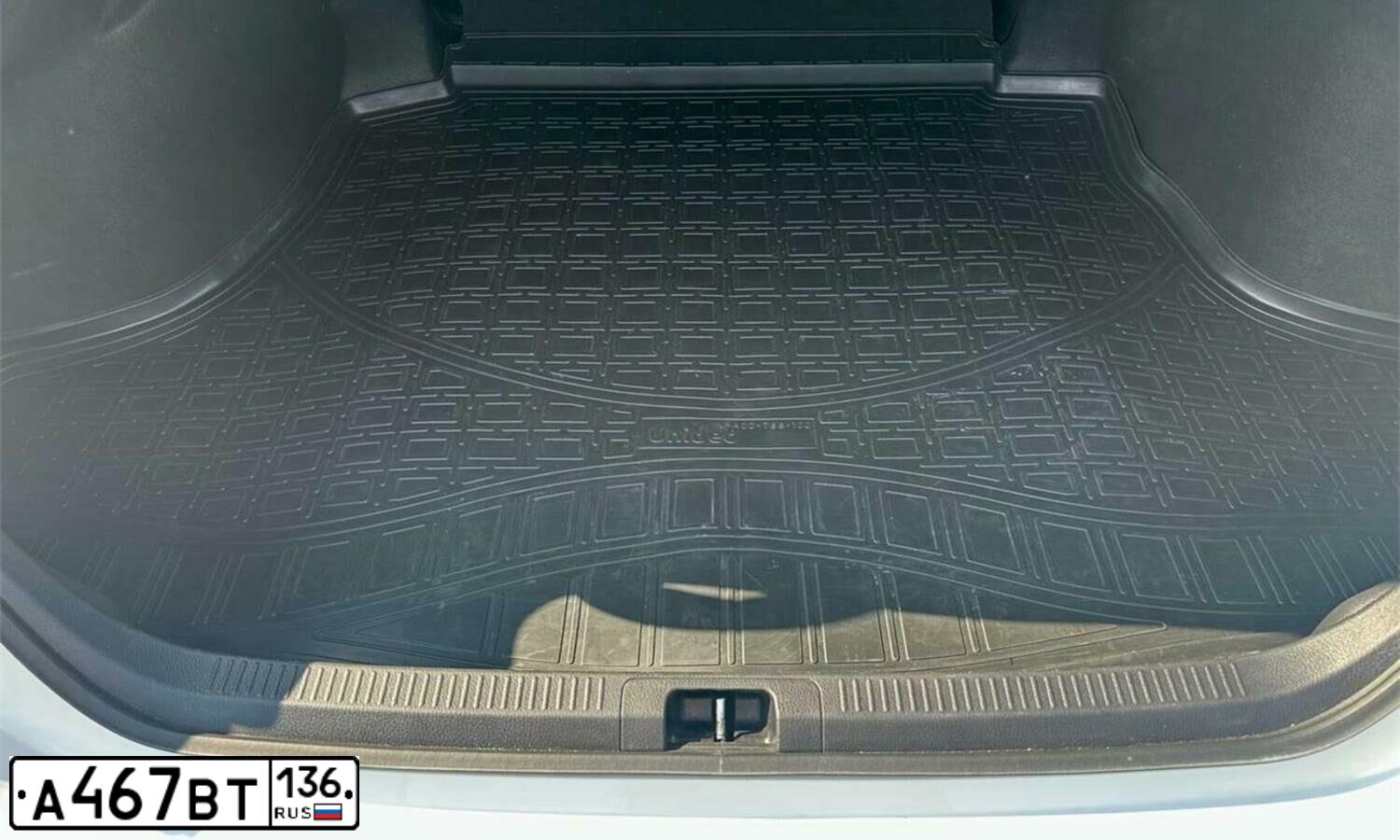 Фото автомобиля TOYOTA CAMRY, 2020 — госномер Р117ХЕ32
