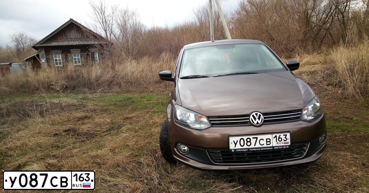 Фото автомобиля VOLKSWAGEN POLO, 2014 — госномер У087СВ163. Цвет: Коричневый