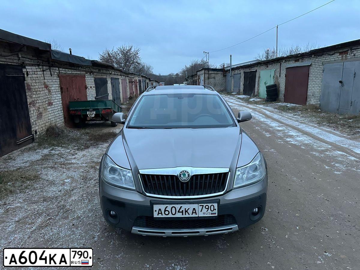 Фото автомобиля SKODA OCTAVIA, 2011 — госномер Х566ОС763