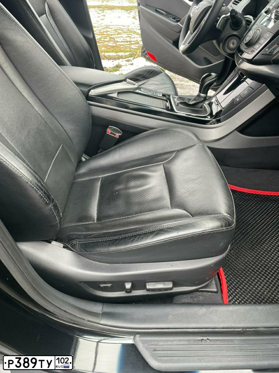 Фото автомобиля HYUNDAI I40, 2013 — госномер М480ЕР761. Цвет: ЧЕРНЫЙ