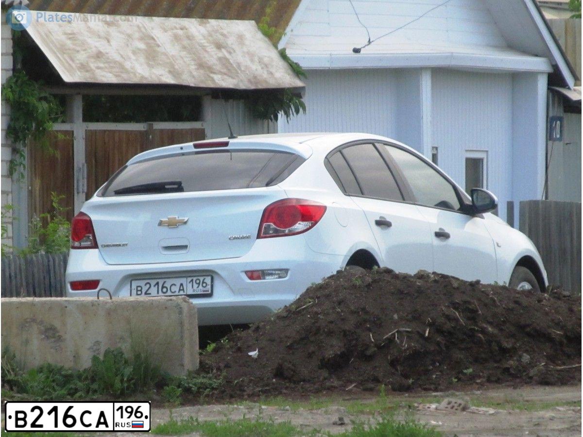 Фото автомобиля CHEVROLET CRUZE, 2013 — госномер В216СА196. Цвет: Белый