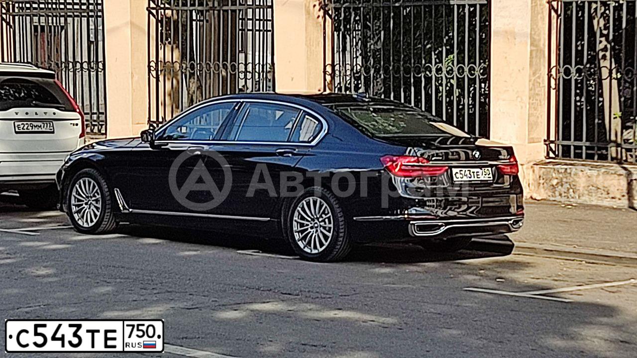Фото автомобиля BMW SERIE 7, 2017 — госномер А289МО90. Цвет: ЧЕРНЫЙ