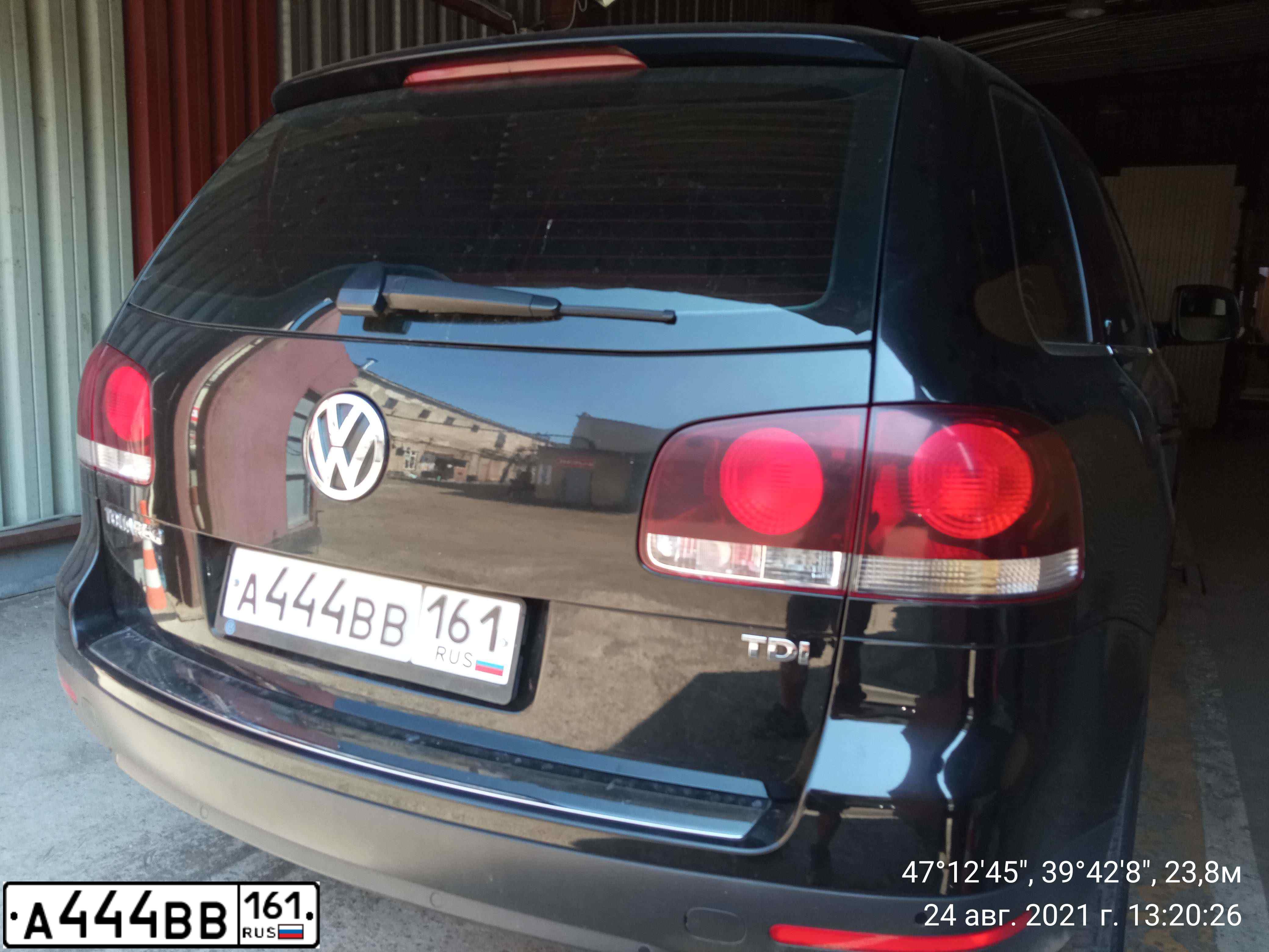 Фото автомобиля AUDI A4, 2009 — госномер А444ВМ161. Цвет: ЧЕРНЫЙ