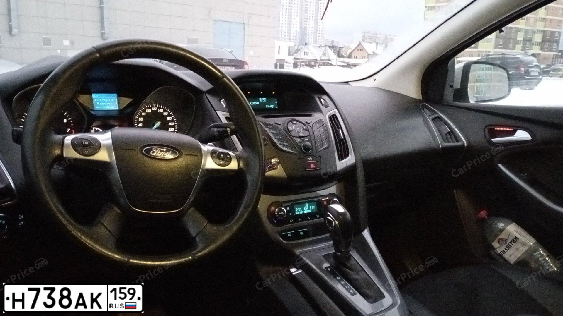 Фото автомобиля FORD FOCUS, 2012 — госномер О202РТ159. Цвет: СЕРЕБРИСТЫЙ