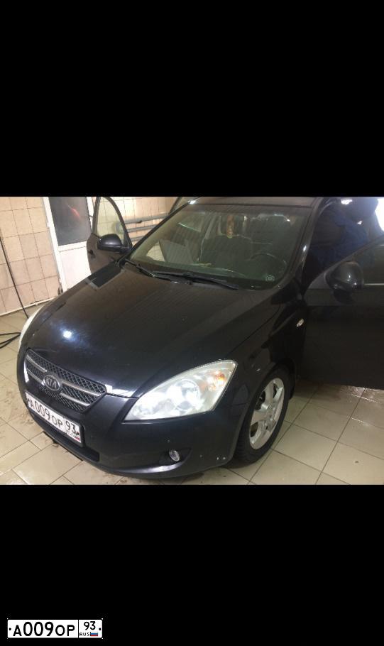 Фото автомобиля KIA CEE'D, 2008 — госномер А009ОР93. Цвет: ЧЕРНЫЙ ПЕРЛАМУТР