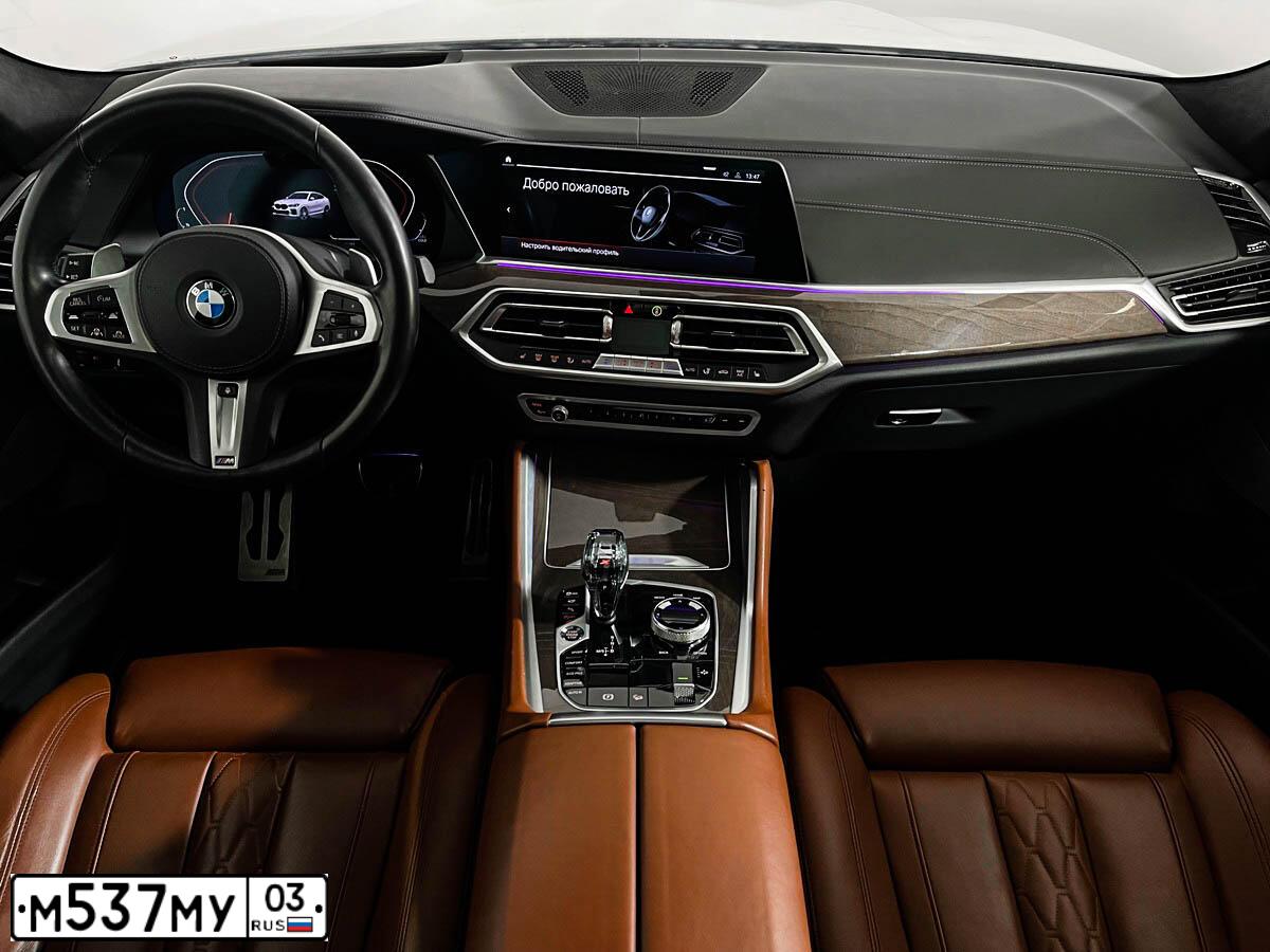 Фото автомобиля BMW X6 XDRIVE30D, 2020 — госномер Р600ЕУ777. Цвет: Белый