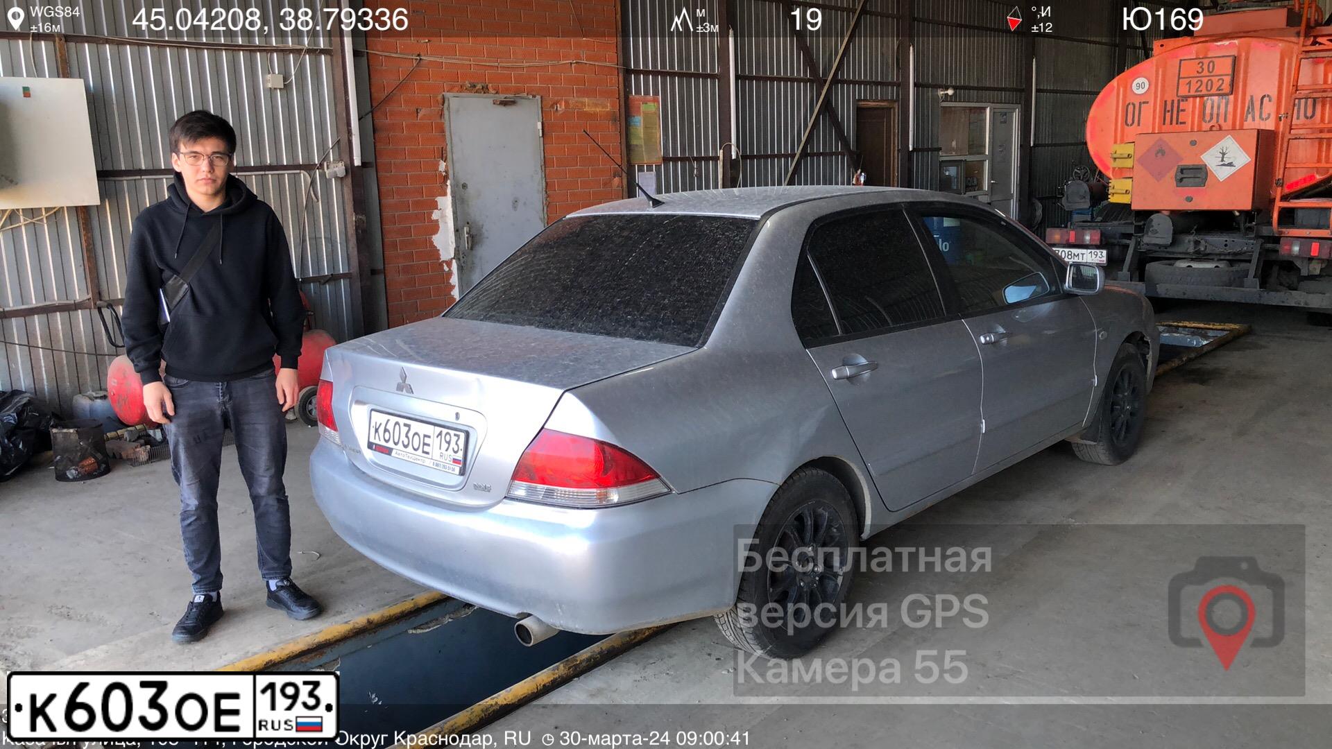 Фото автомобиля MITSUBISHI LANCER, 2005 — госномер Н666ЕО777. Цвет: Серебристый