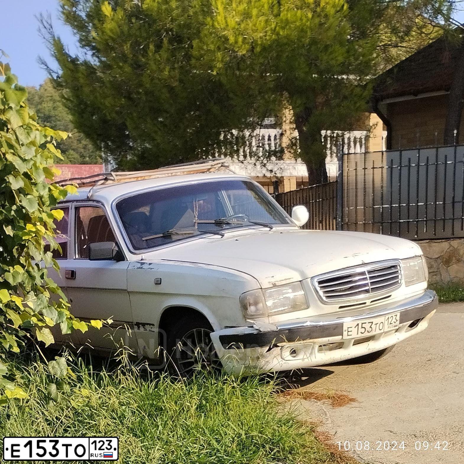 Фото автомобиля GAZ 3110 WOLGA, 2000 — госномер К050АК93. Цвет: Белый