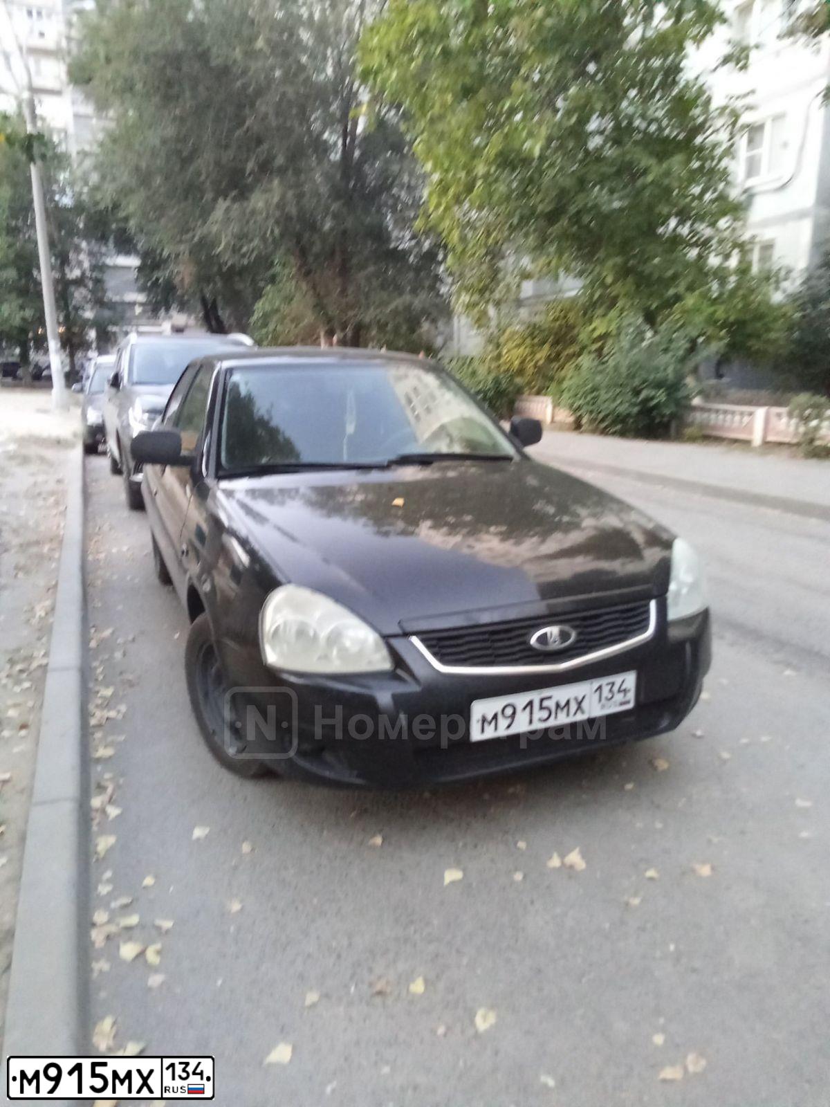 Фото автомобиля LADA 2170 PRIORA, 2010 — госномер М915МХ134. Цвет: СИНЕ-ЧЕРНЫЙ