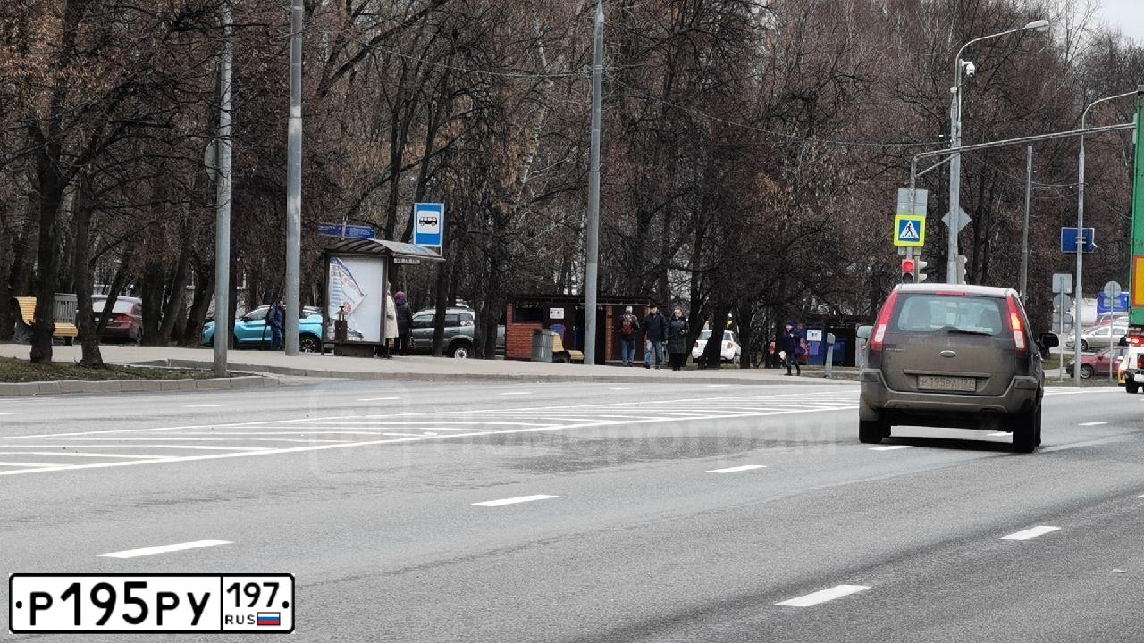 Фото автомобиля BMW SERIE 3, 2005 — госномер Н559УА126. Цвет: ЧЕРНЫЙ