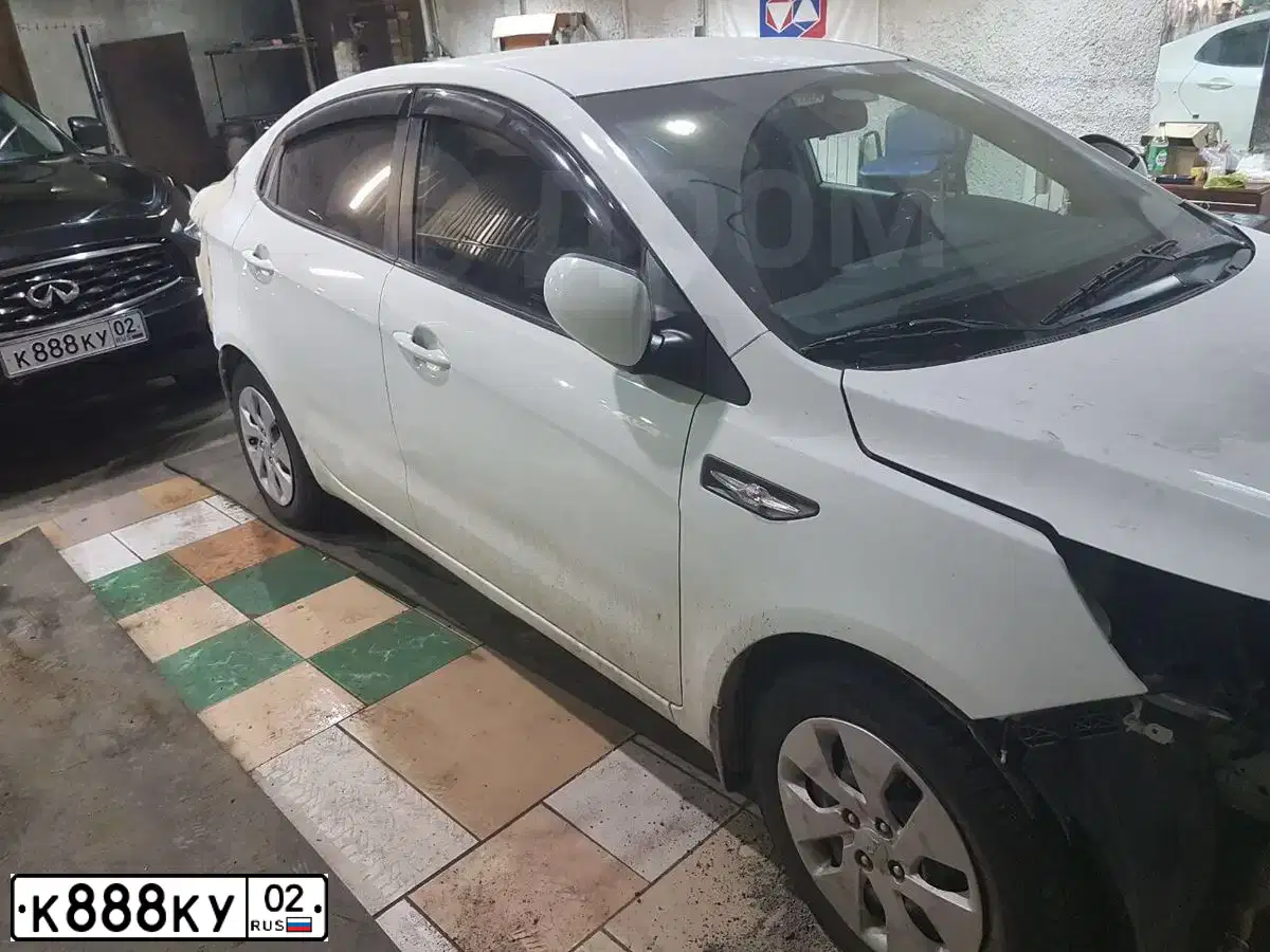 Фото автомобиля VAZ 2106 LADA, 1993 — госномер К888КУ02. Цвет: ЧЕРНЫЙ