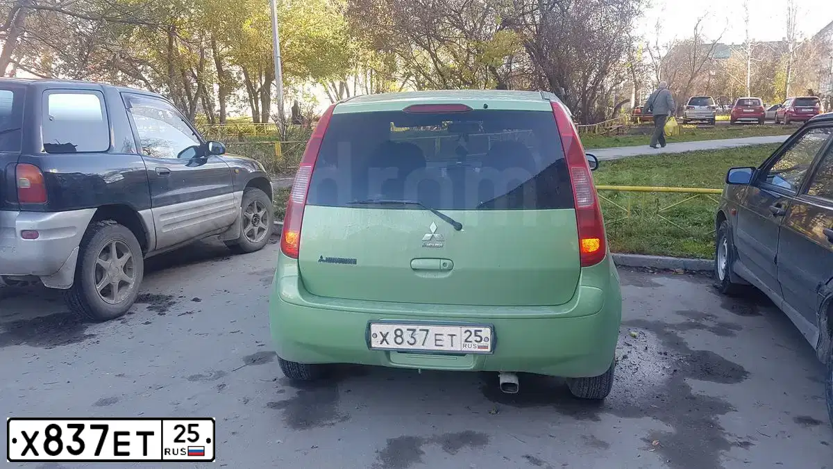 Фото автомобиля MITSUBISHI COLT, 2002 — госномер Р649МК142