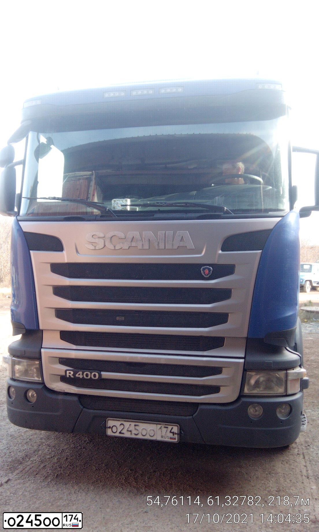 Фото автомобиля SCANIA SERIE R /4X2/, 2017 — госномер О245ОО174. Цвет: синий