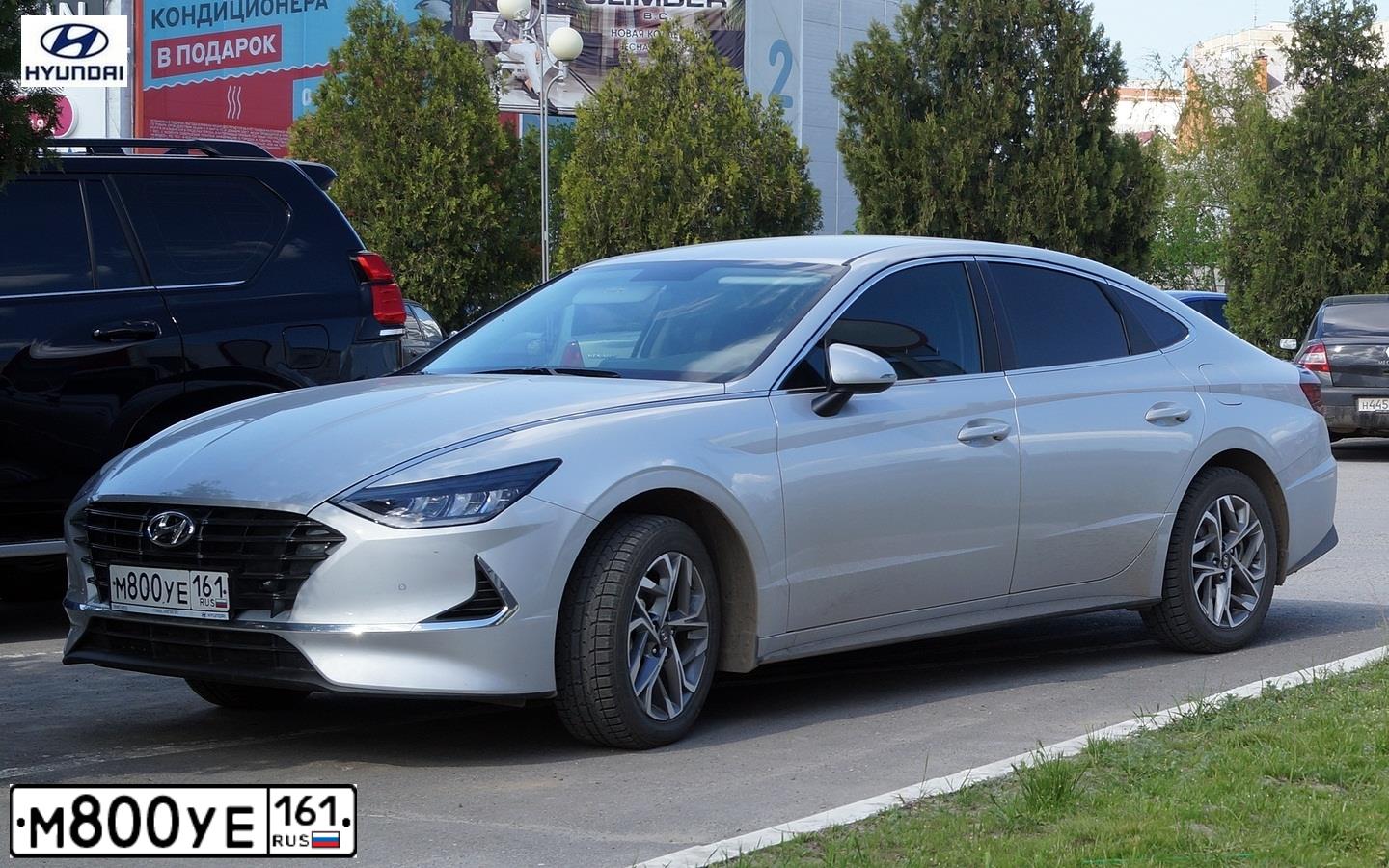 Фото автомобиля HYUNDAI SONATA, 2020 — госномер М800УЕ161. Цвет: СЕРЫЙ