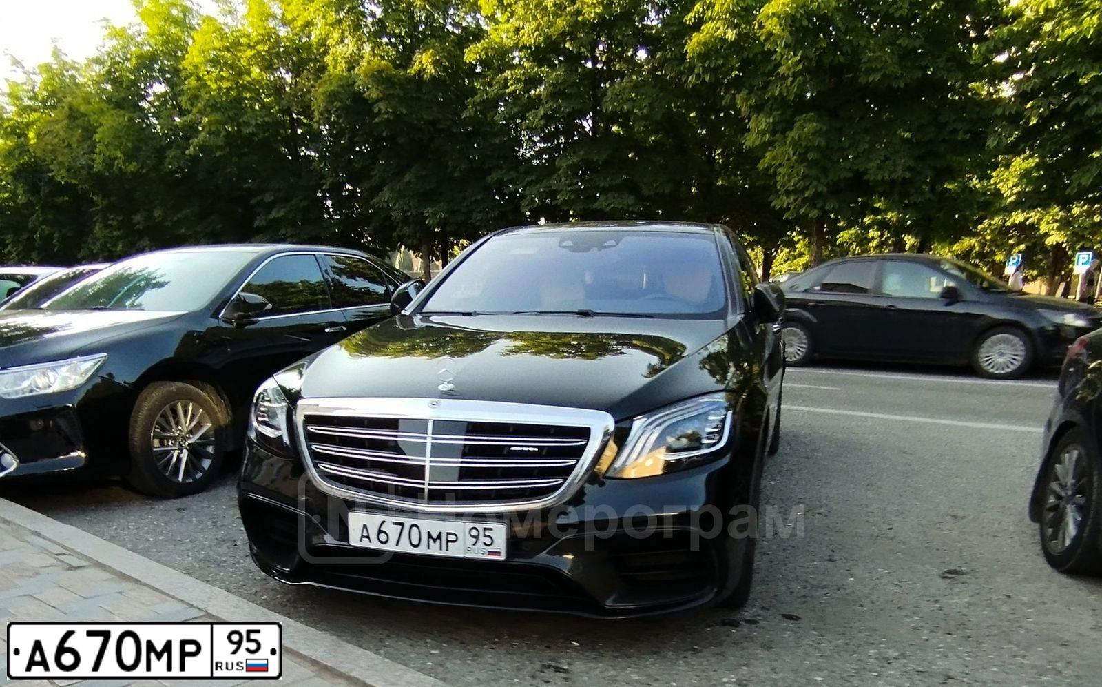 Фото автомобиля MERCEDES S-KLASSE, 2014 — госномер Е777ЕА77. Цвет: ЧЕРНЫЙ