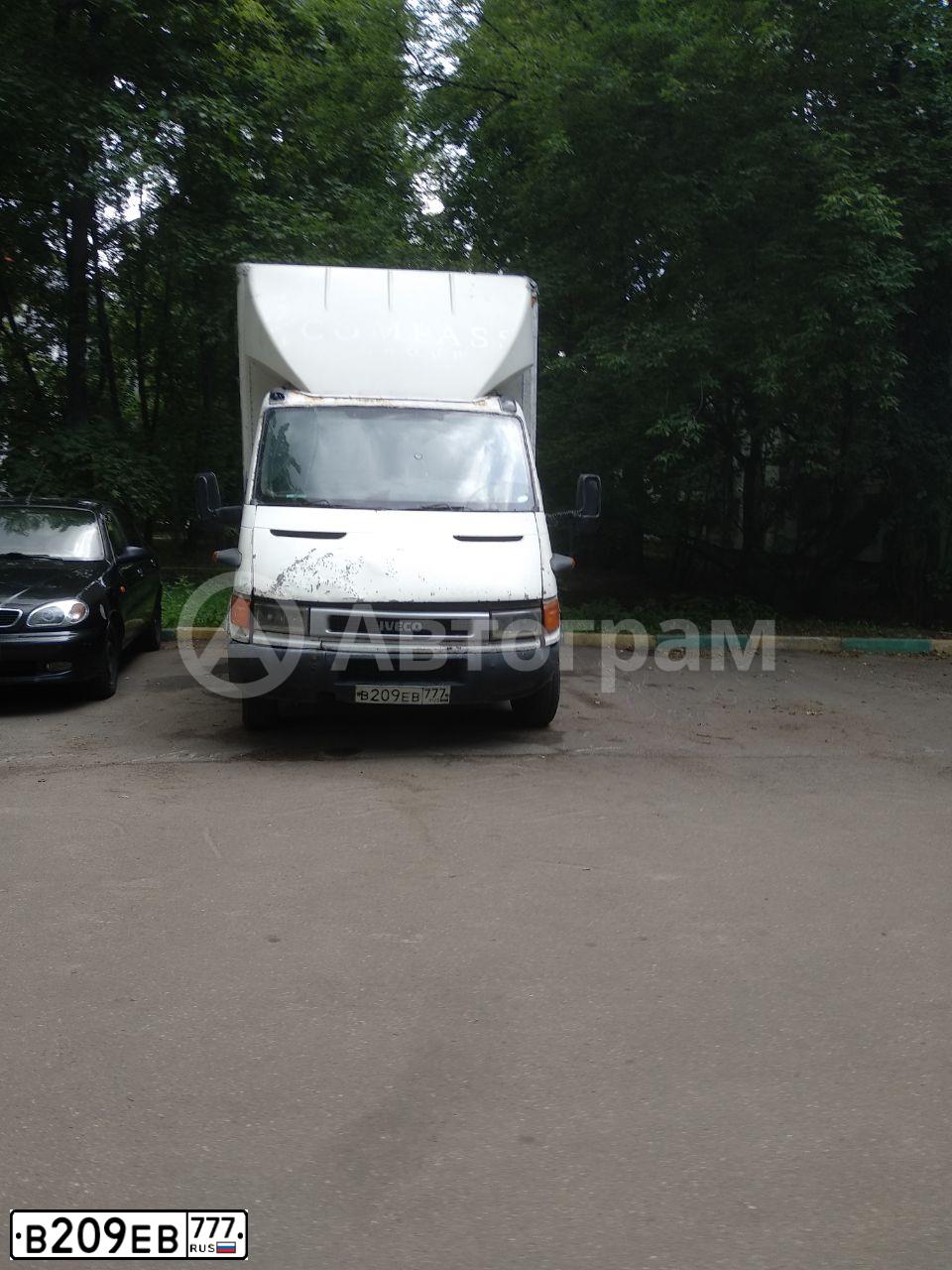 Фото автомобиля IVECO DAILY, 2001 — госномер В209ЕВ777. Цвет: Белый
