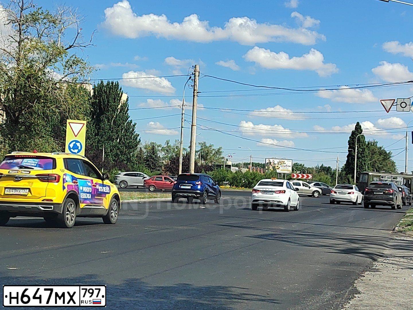 Фото автомобиля SKODA OCTAVIA, 2017 — госномер Е553АМ799. Цвет: Белый